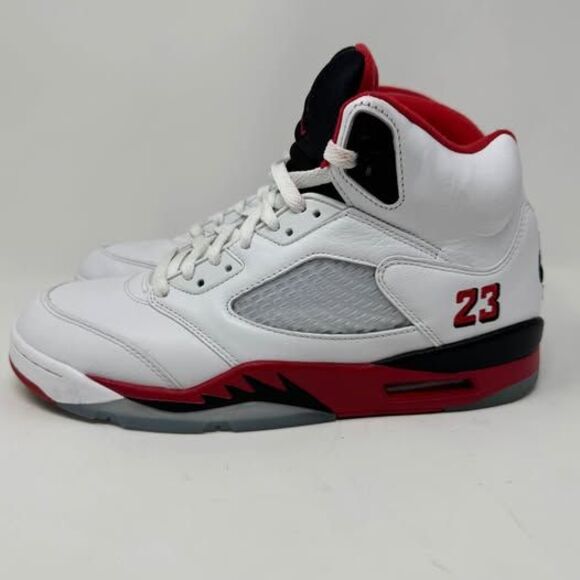 Jordan 5 Retro \'Fire Red\' Black Tongue main image 5